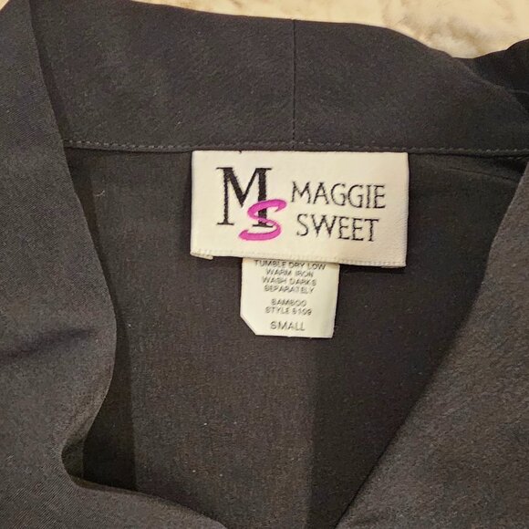 Maggie Sweet Black Blouse - Picture 3 of 7